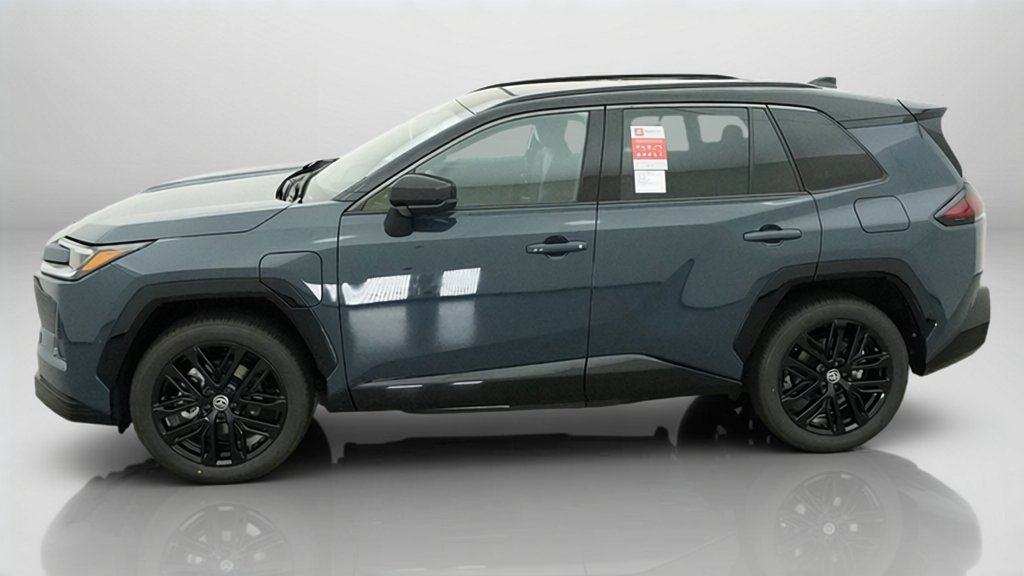 New 2026 Toyota RAV4 XSE w/ Panoramic Sun Roof Package AWD/4WD image 2