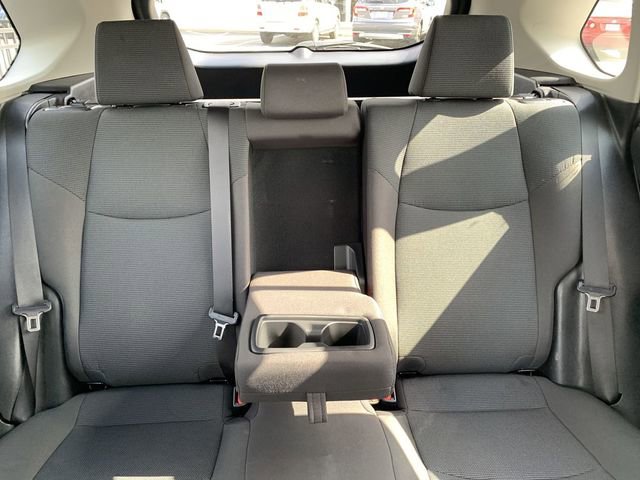 Certified 2022 Toyota RAV4 LE image 30