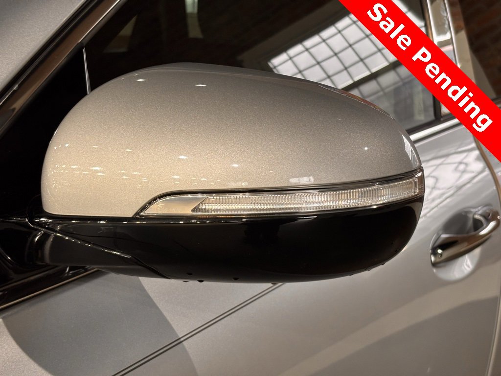 Used 2019 Kia Sorento LX image 11