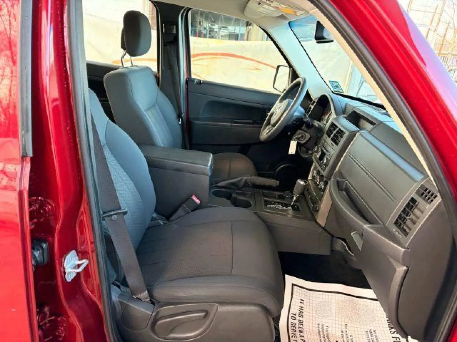 Used 2012 Jeep Liberty Sport w/ Driver Convenience Group image 20