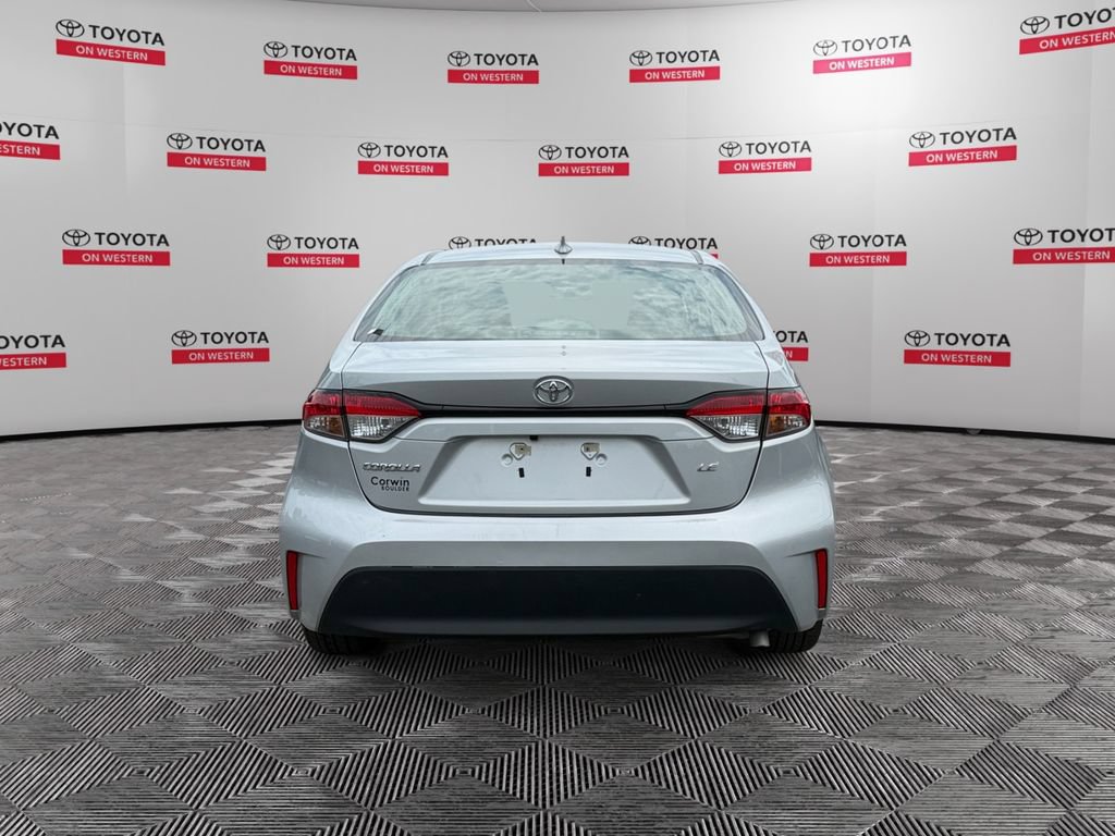 Used 2024 Toyota Corolla LE w/ LE Premium Package FWD image 6