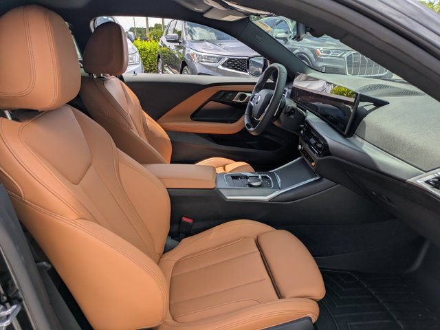 Used 2025 BMW 230i Coupe w/ Convenience Package RWD image 15