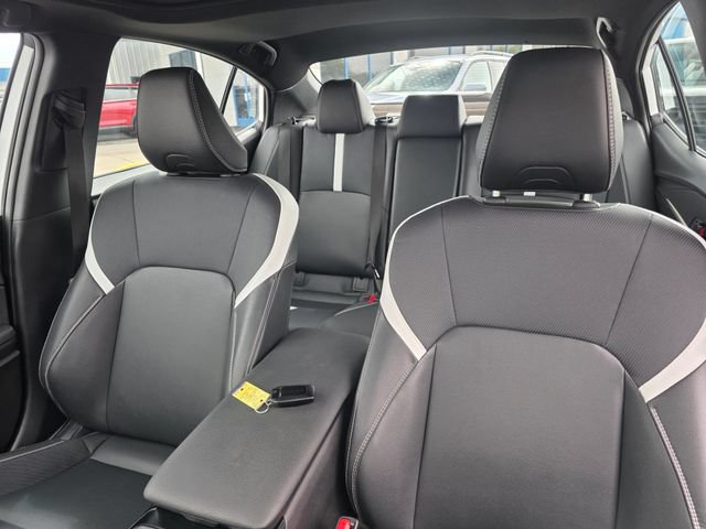 Used 2025 Toyota Camry SE FWD image 28