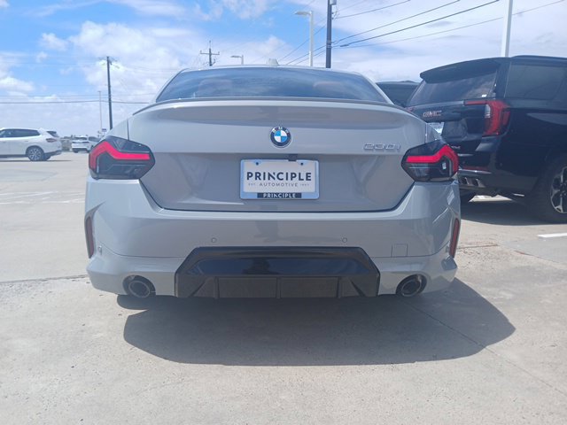 New 2026 BMW 230i Coupe w/ M Sport Package RWD image 9