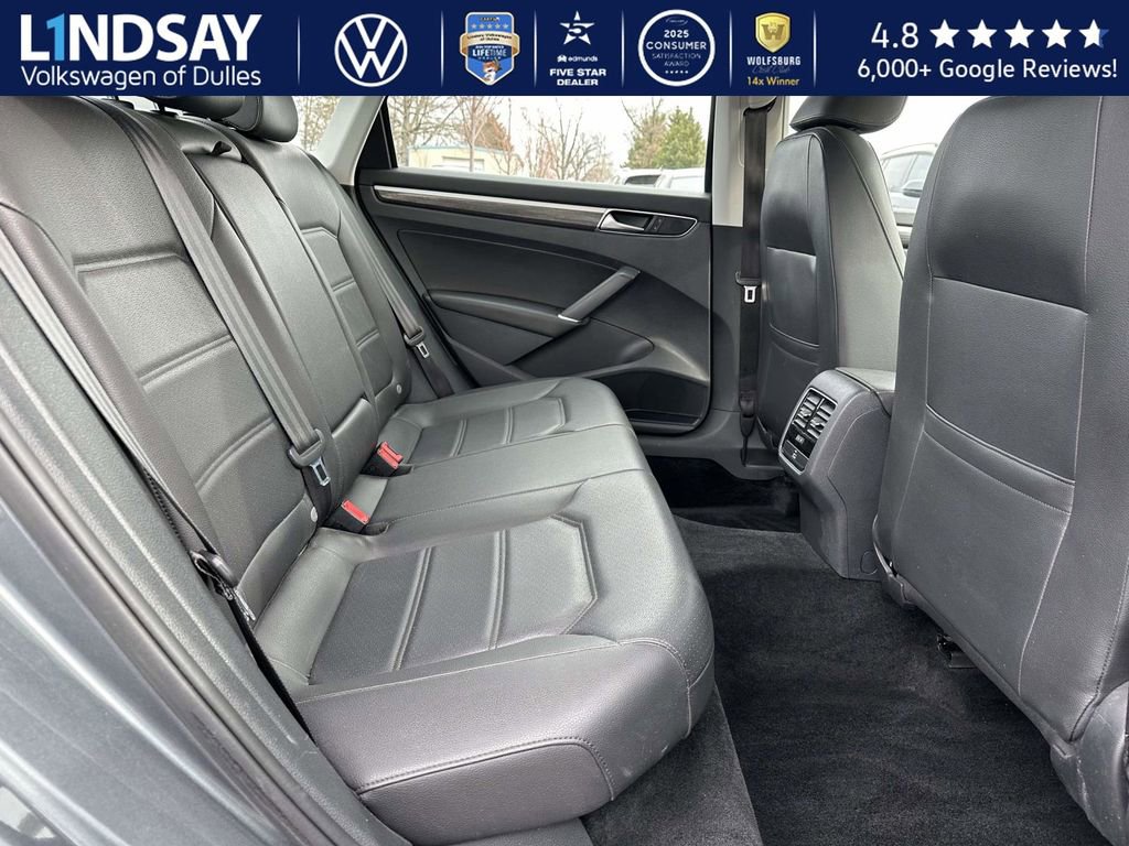 Used 2017 Volkswagen Passat 1.8T SE image 10