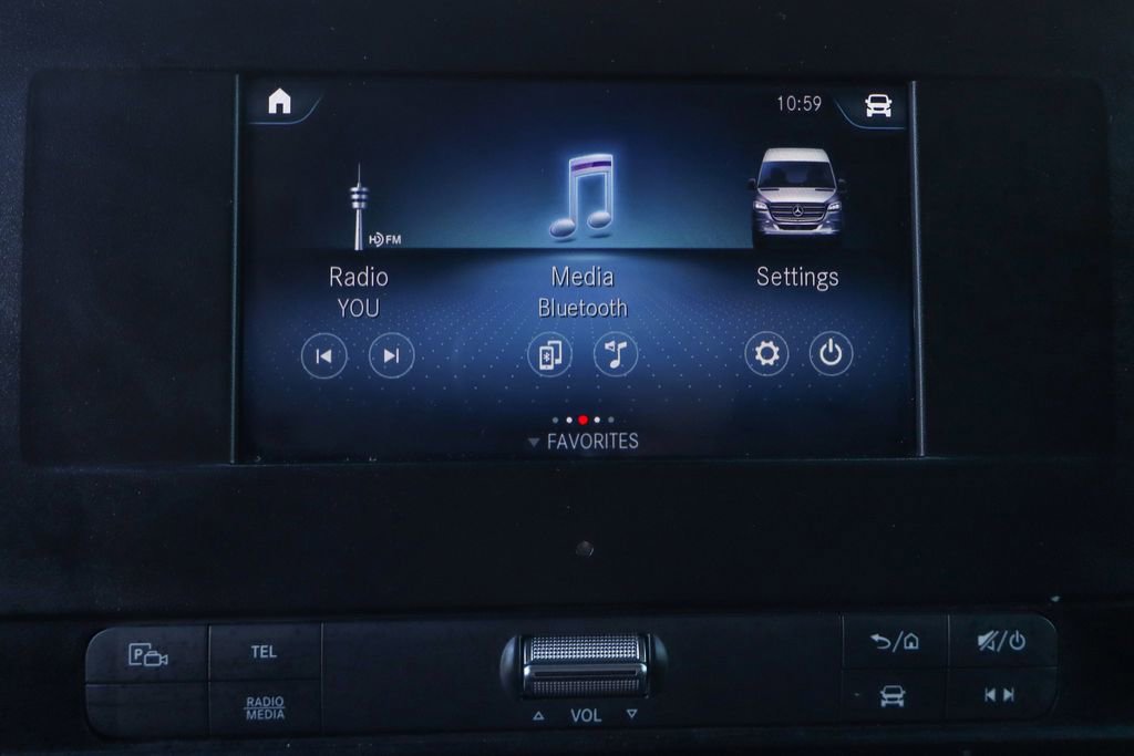 Used 2024 Mercedes-Benz Sprinter 2500 w/ Acoustic Package image 34