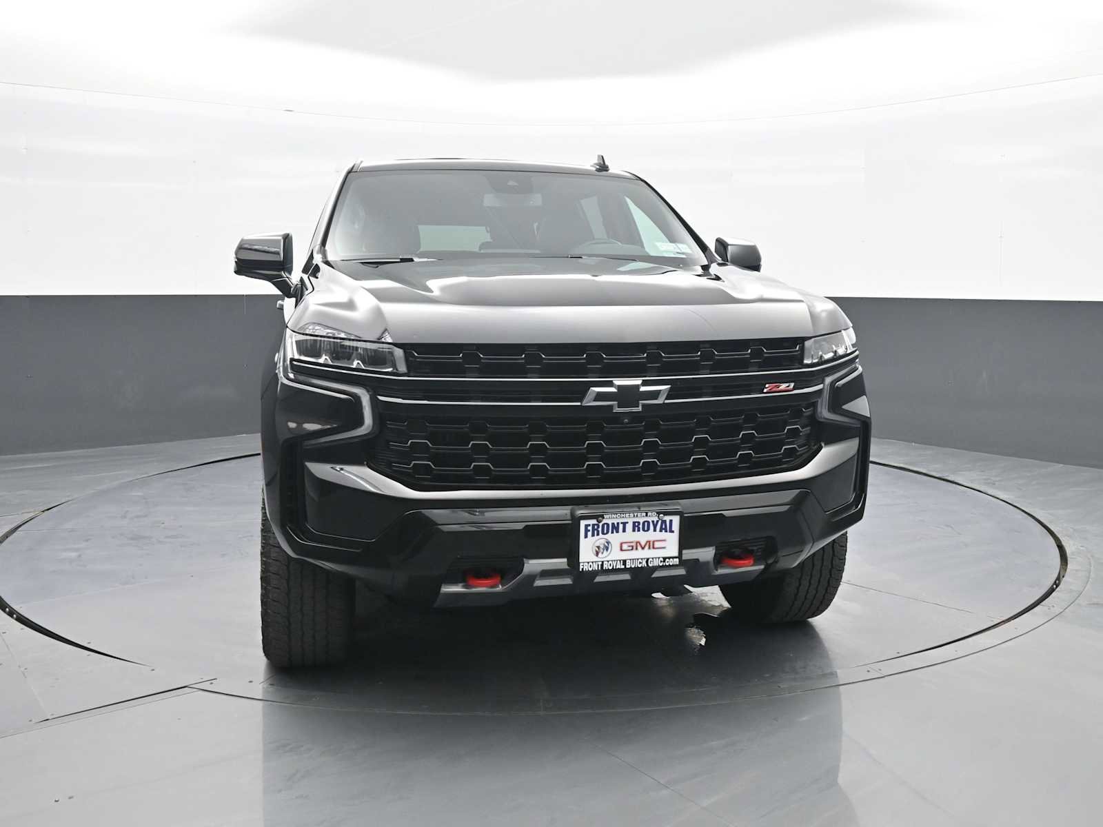 Used 2024 Chevrolet Suburban Z71 w/ Luxury Package image 6