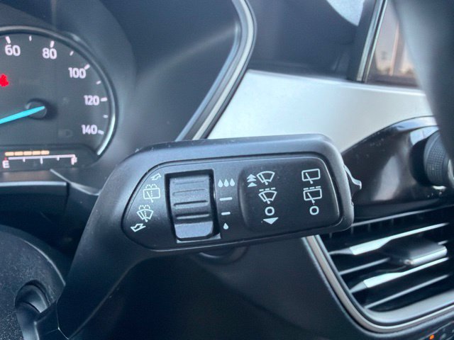Used 2022 Ford Escape SE w/ Cold Weather Package FWD image 40