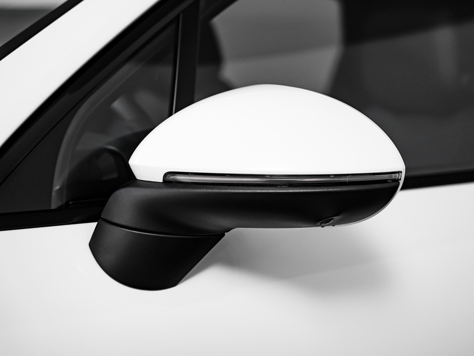 New 2026 Porsche Cayenne image 27