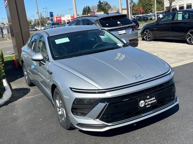 New 2026 Hyundai Sonata SE FWD image 5