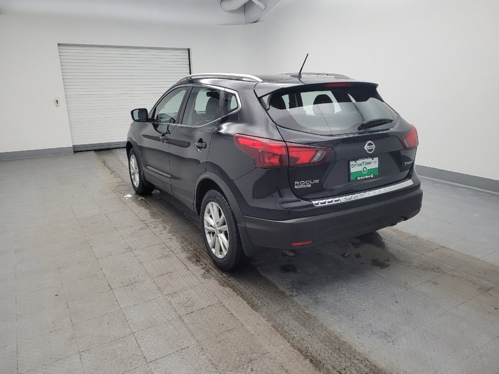 Used 2018 Nissan Rogue Sport SV image 5