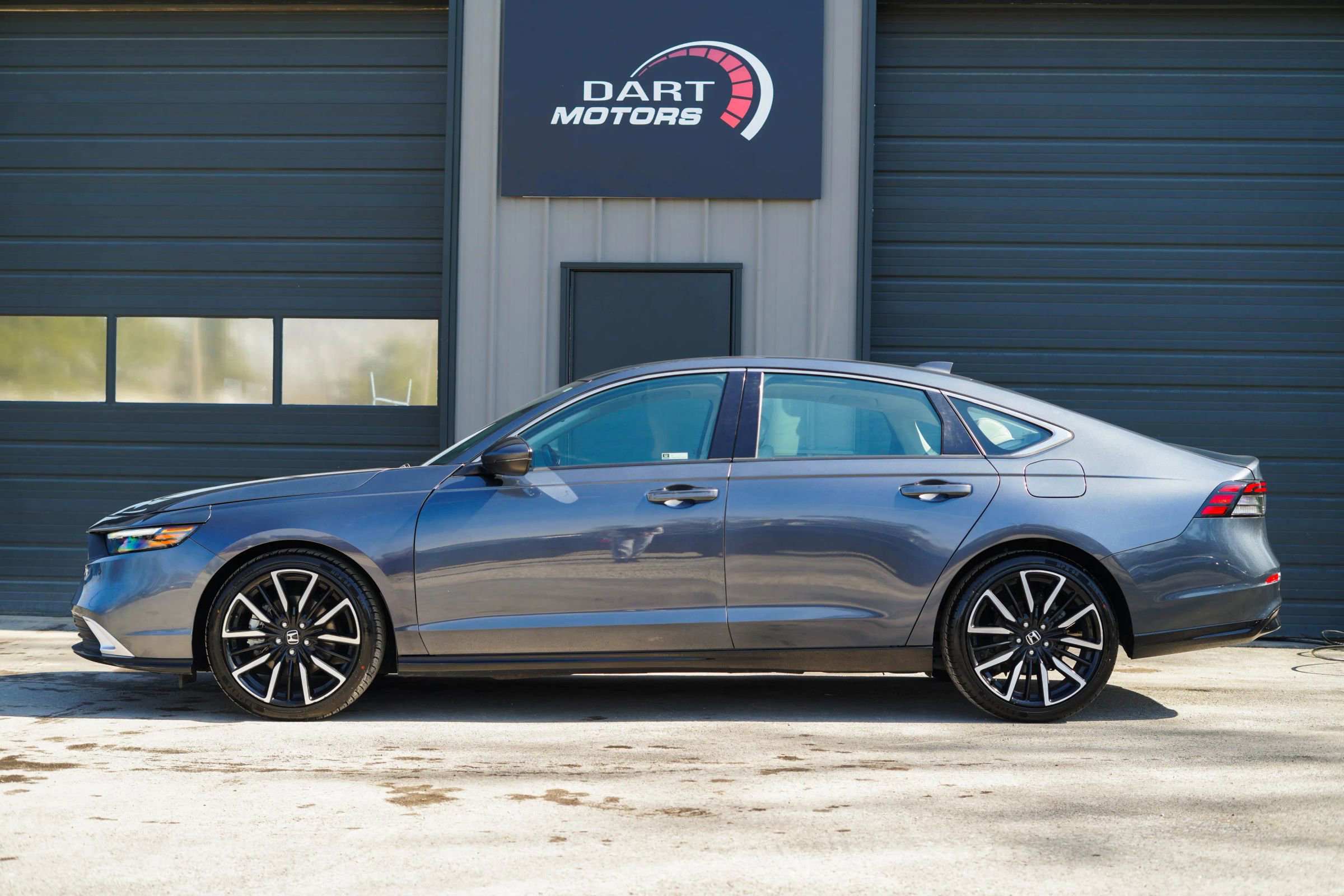 Used 2023 Honda Accord Touring image 4