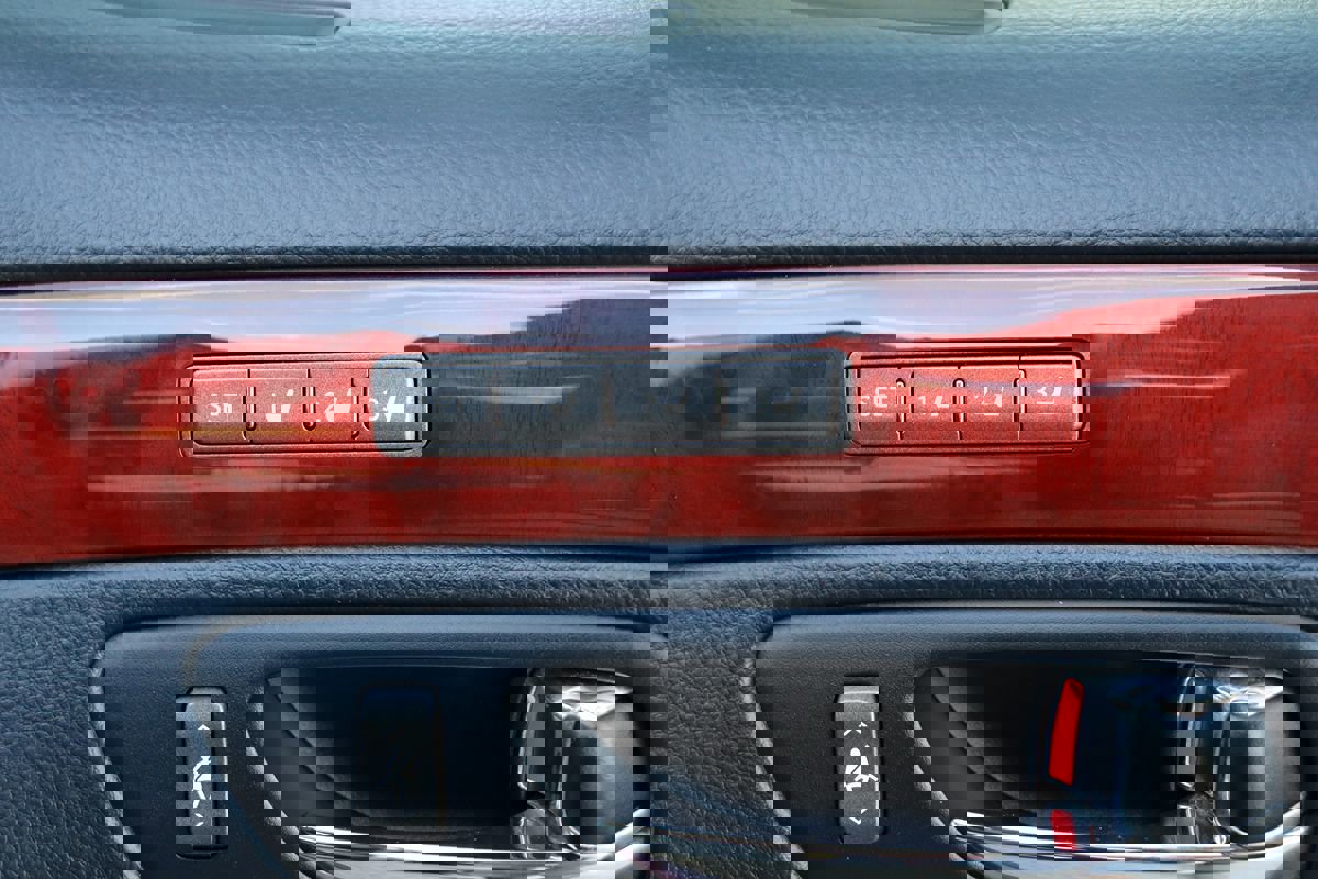 Used 2010 Lexus LS 460 image 44