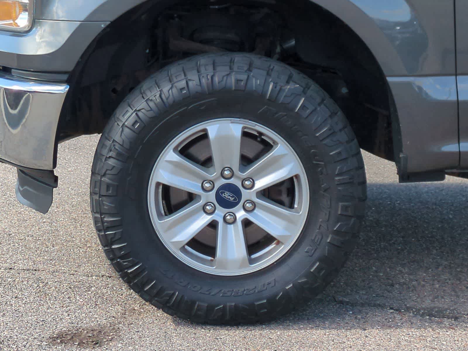 Used 2015 Ford F150 XL w/ Equipment Group 101A Mid AWD/4WD image 14