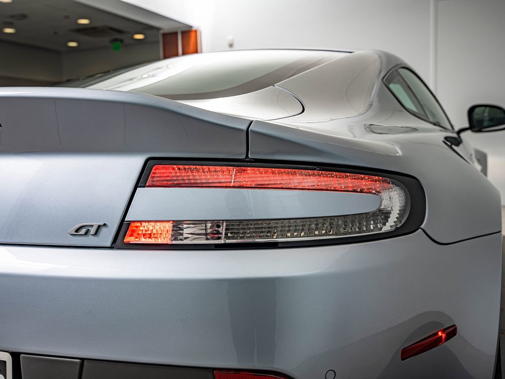 Used 2015 Aston Martin V8 Vantage GT RWD image 15