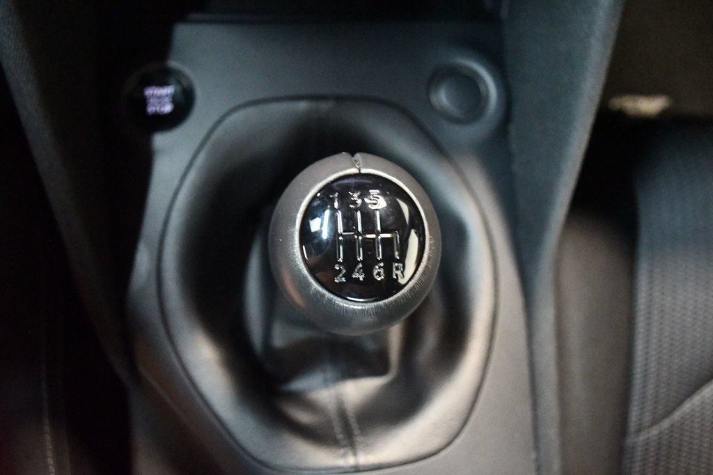 Used 2026 Nissan Z Sport w/ Floor Mat Package RWD image 7