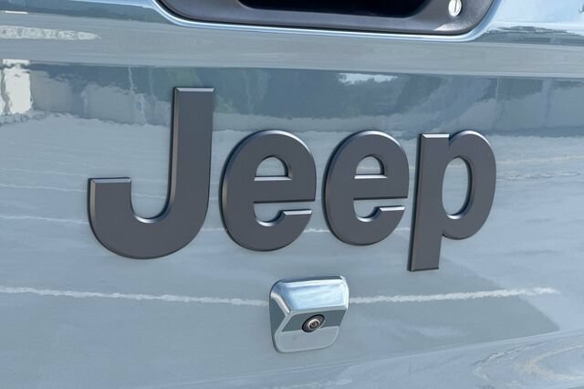 New 2026 Jeep Gladiator Sport AWD/4WD image 21