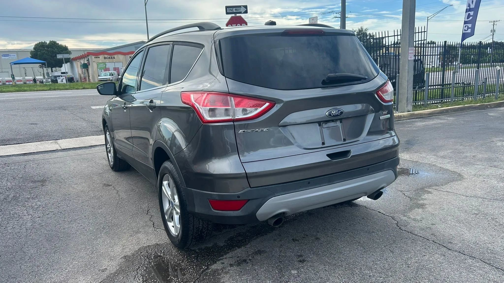 Used 2014 Ford Escape SE w/ Equipment Group 201A image 6