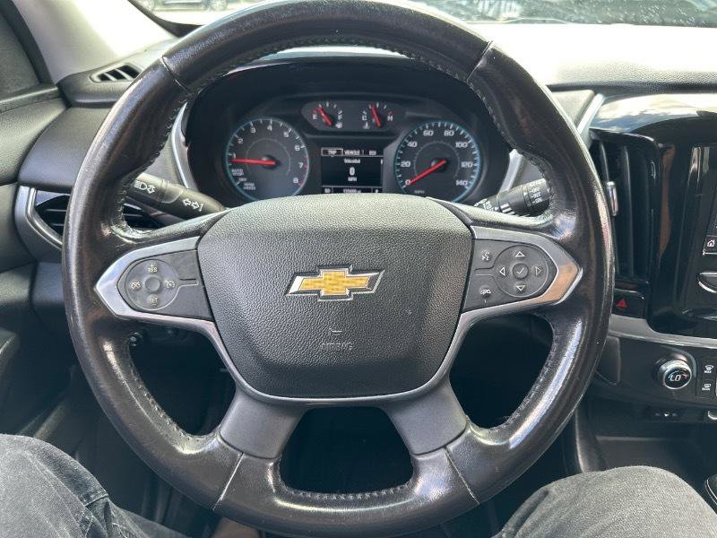 Used 2020 Chevrolet Traverse LT image 29