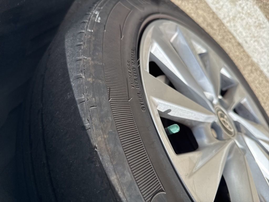 Certified 2022 Toyota Camry LE FWD image 10
