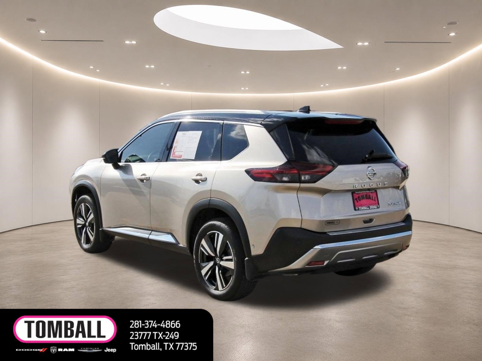 Used 2021 Nissan Rogue Platinum FWD image 5