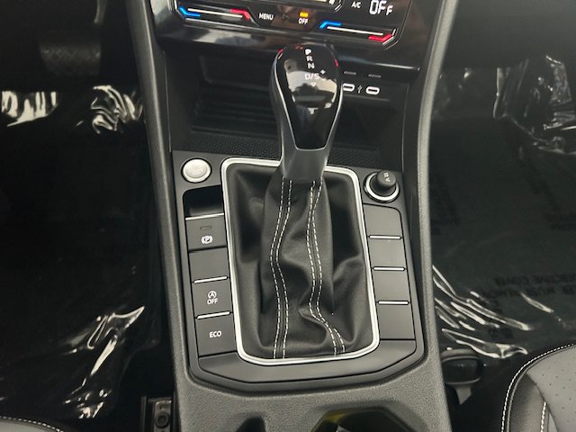 Used 2025 Volkswagen Jetta SE FWD image 22