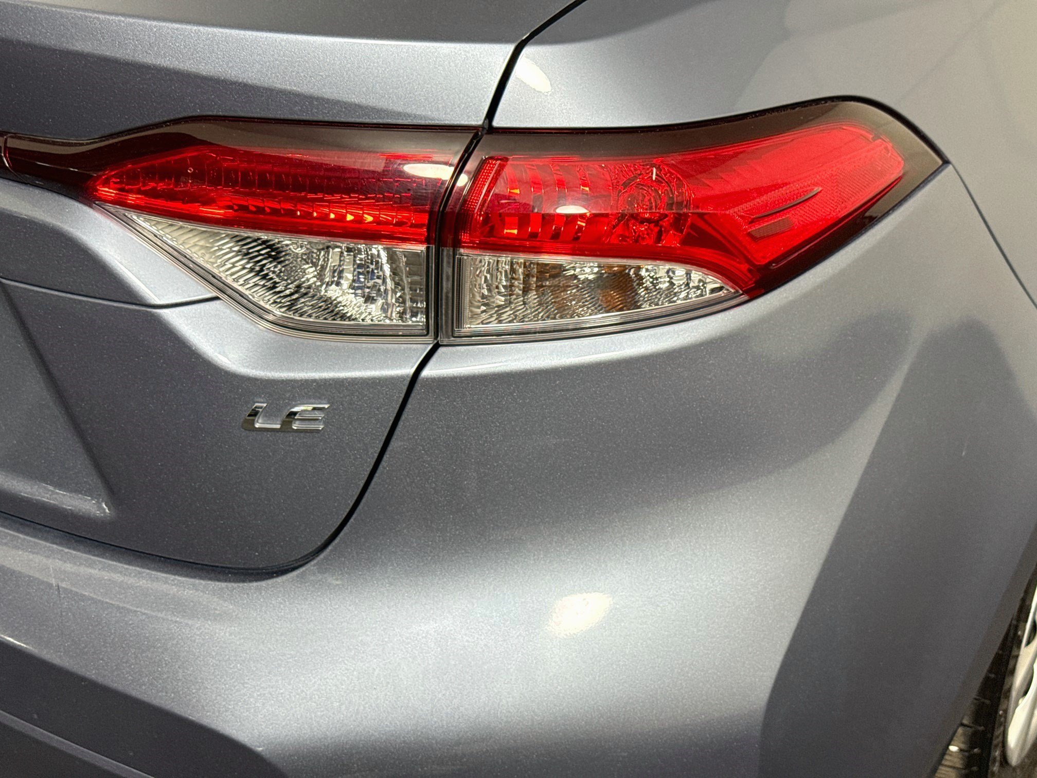 Used 2021 Toyota Corolla LE FWD image 33