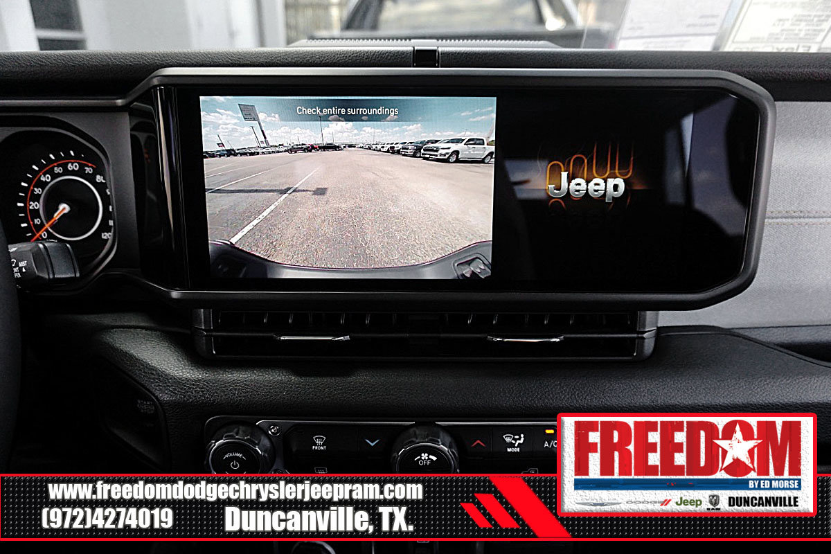 New 2025 Jeep Gladiator Sport image 22