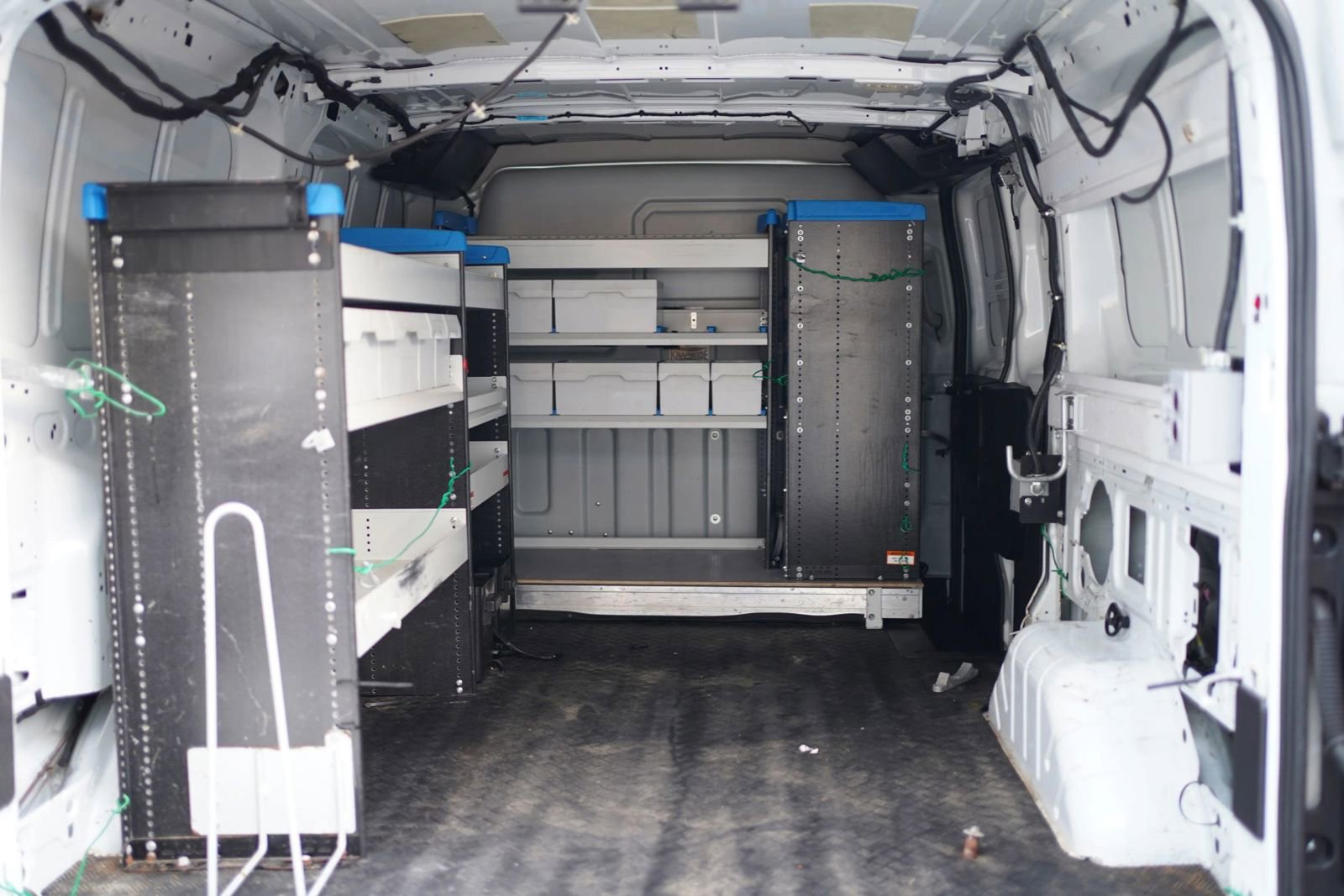 Used 2016 Ford Transit 250 130 Low Roof RWD image 13