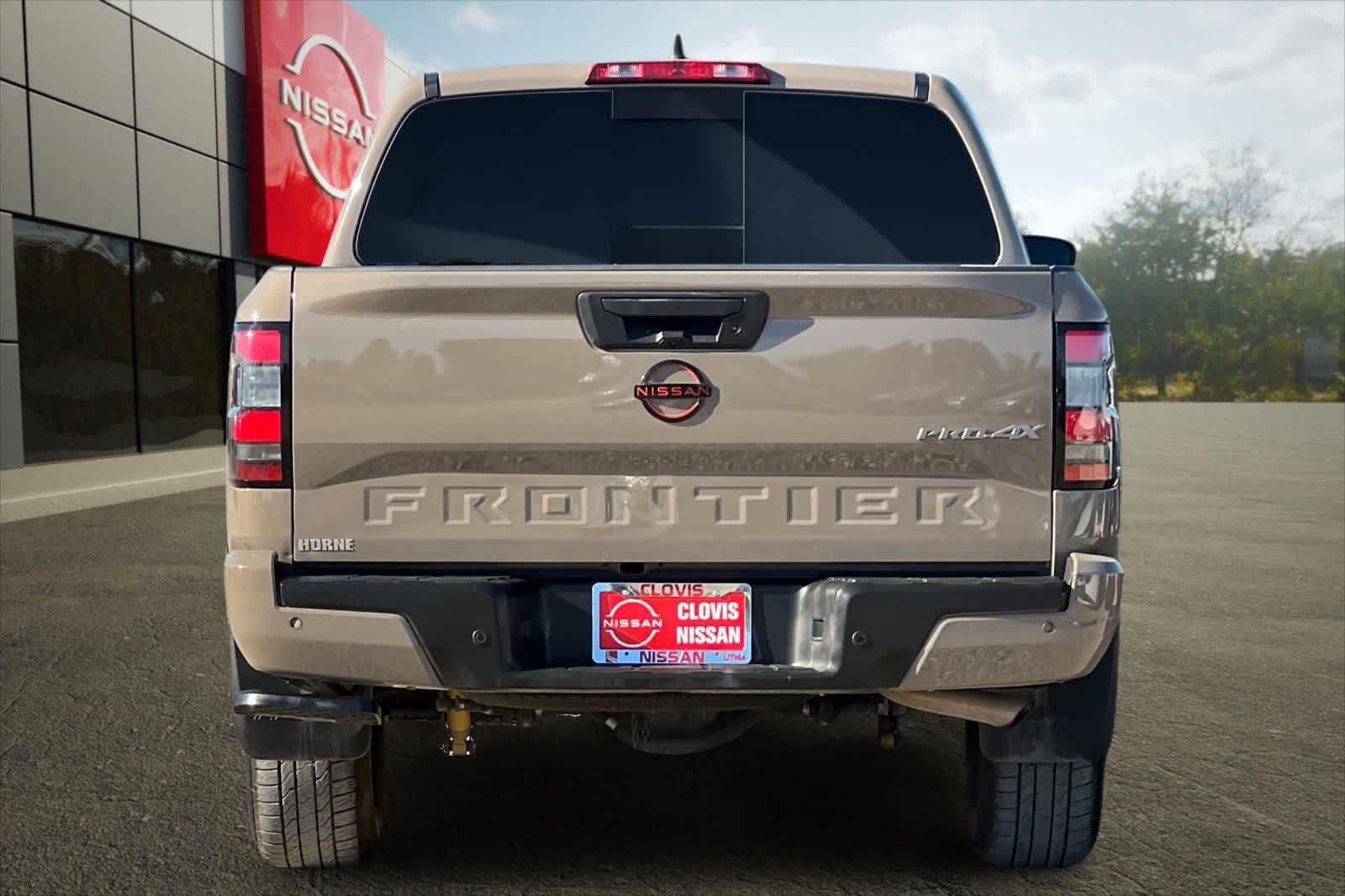 Used 2023 Nissan Frontier PRO-4X w/ Technology Package AWD/4WD image 8