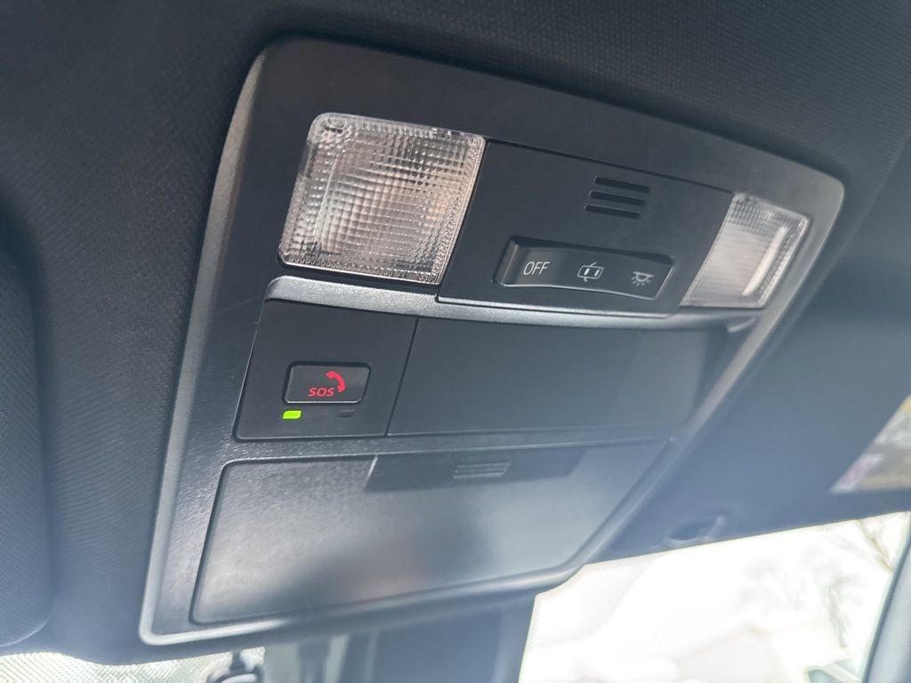 Used 2022 Toyota Tacoma TRD Sport w/ Technology Package image 24