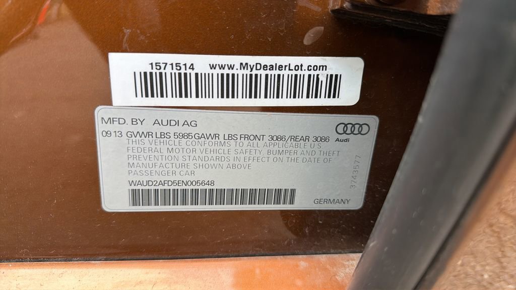 Used 2014 Audi S8 image 35