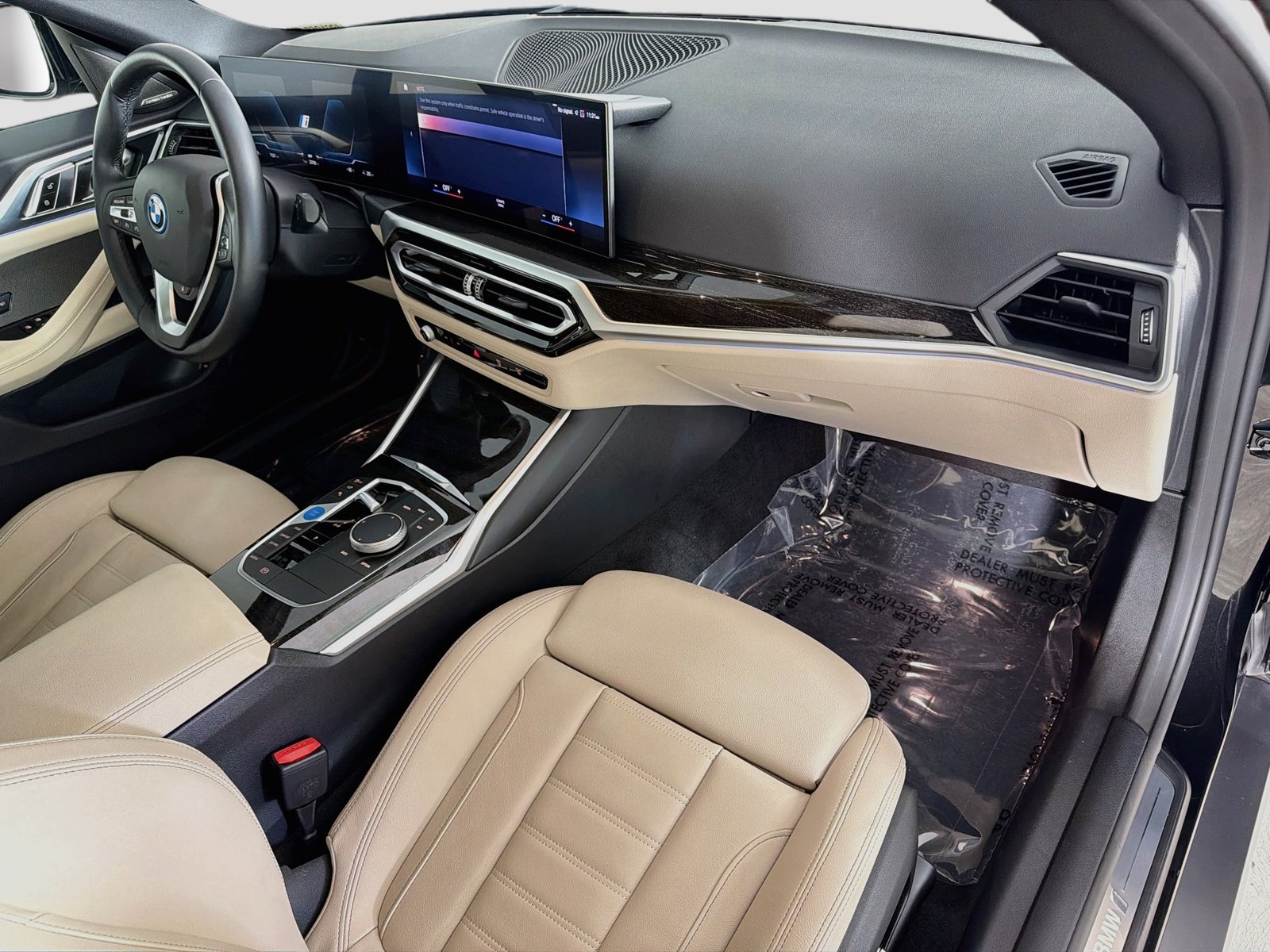 Certified 2023 BMW i4 eDrive40 w/ Premium Package RWD image 30