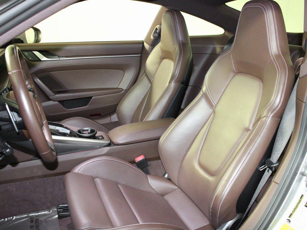 Used 2024 Porsche 911 Carrera S image 5