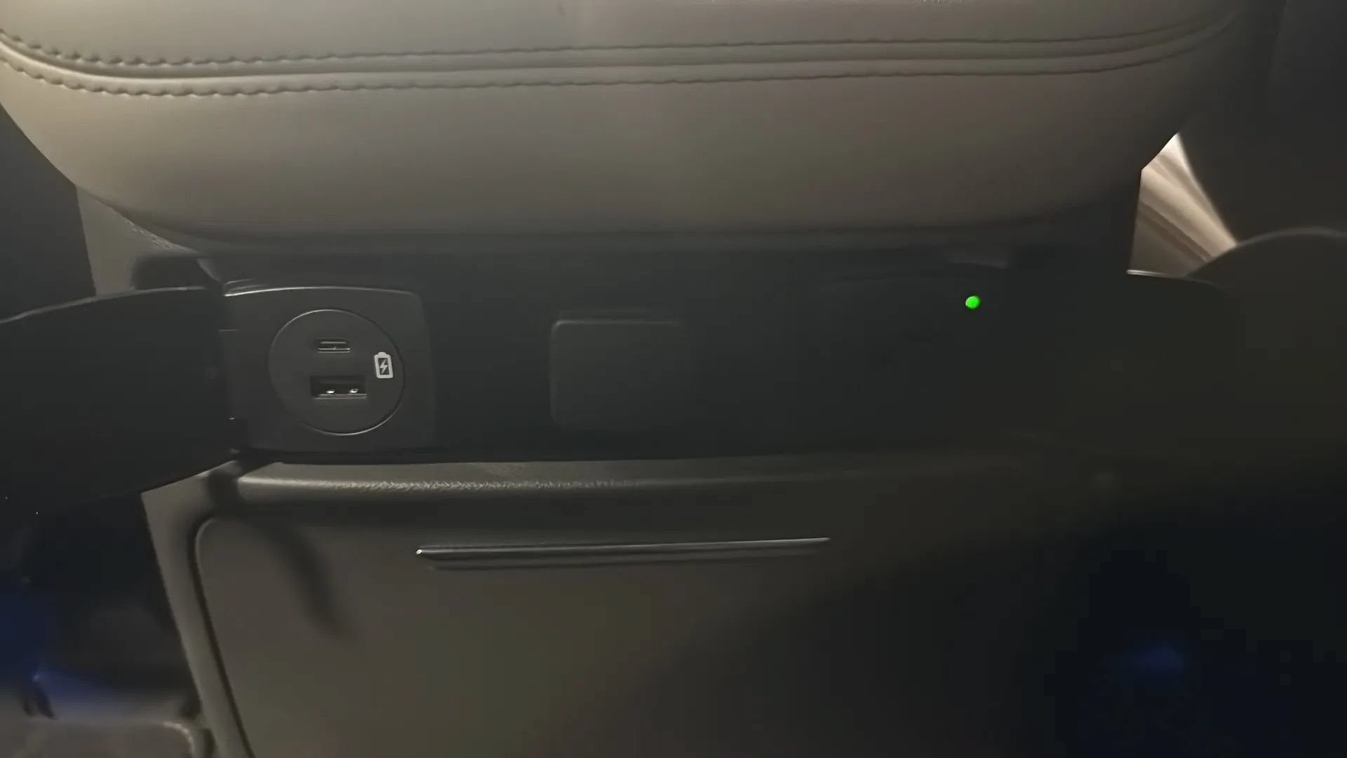Used 2022 Lincoln Navigator 4WD image 37