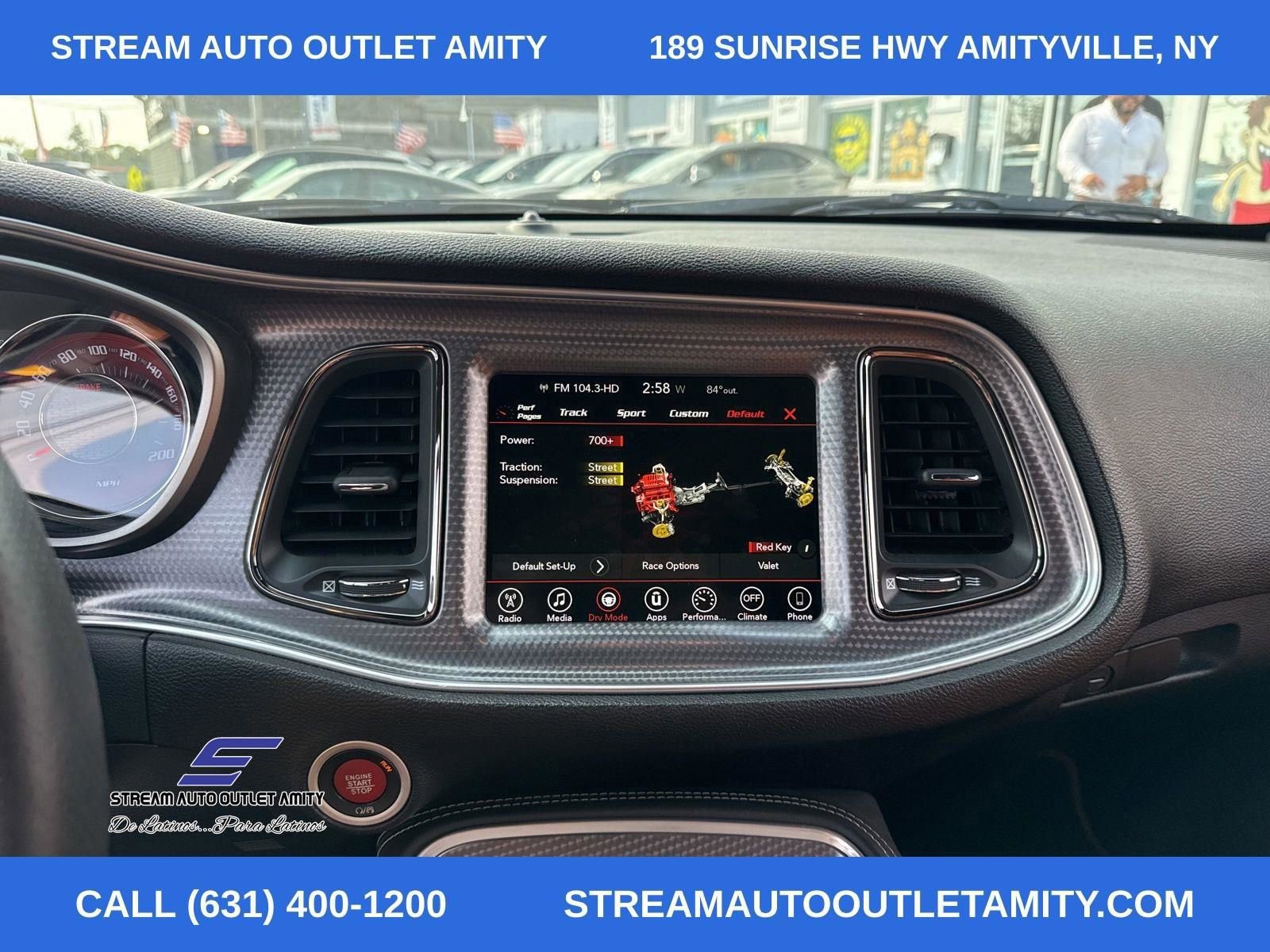 Used 2017 Dodge Challenger SRT Hellcat image 28