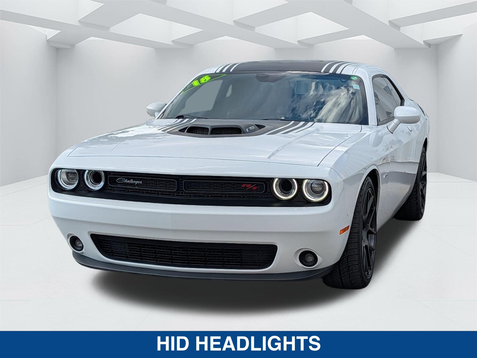 Used 2018 Dodge Challenger R/T Plus RWD image 8