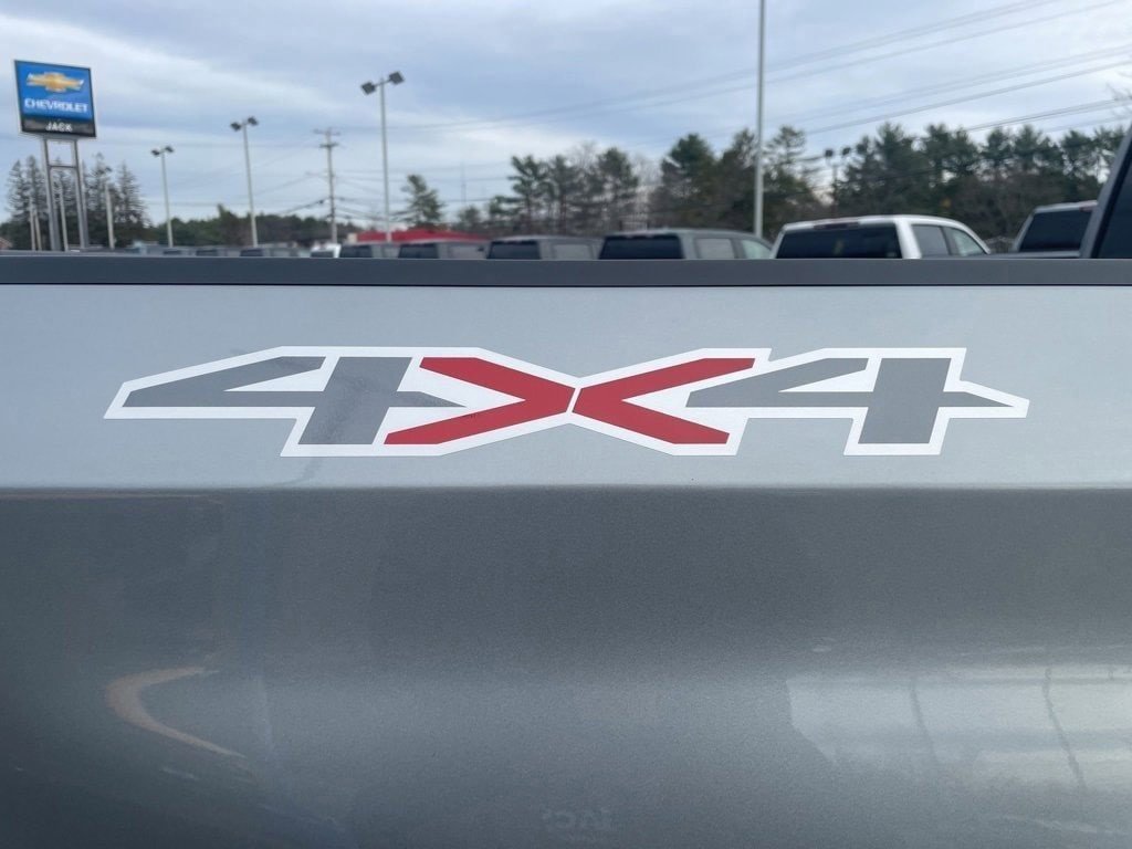 Certified 2024 Chevrolet Silverado 1500 LT image 9