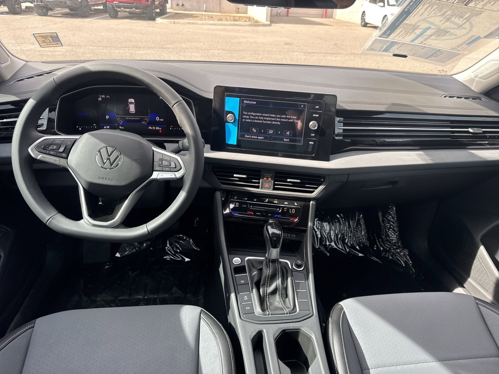 New 2026 Volkswagen Jetta SE FWD image 21