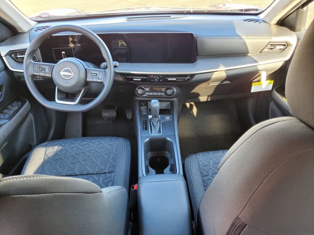 New 2026 Nissan Kicks SV w/ SV Premium Package AWD/4WD image 11