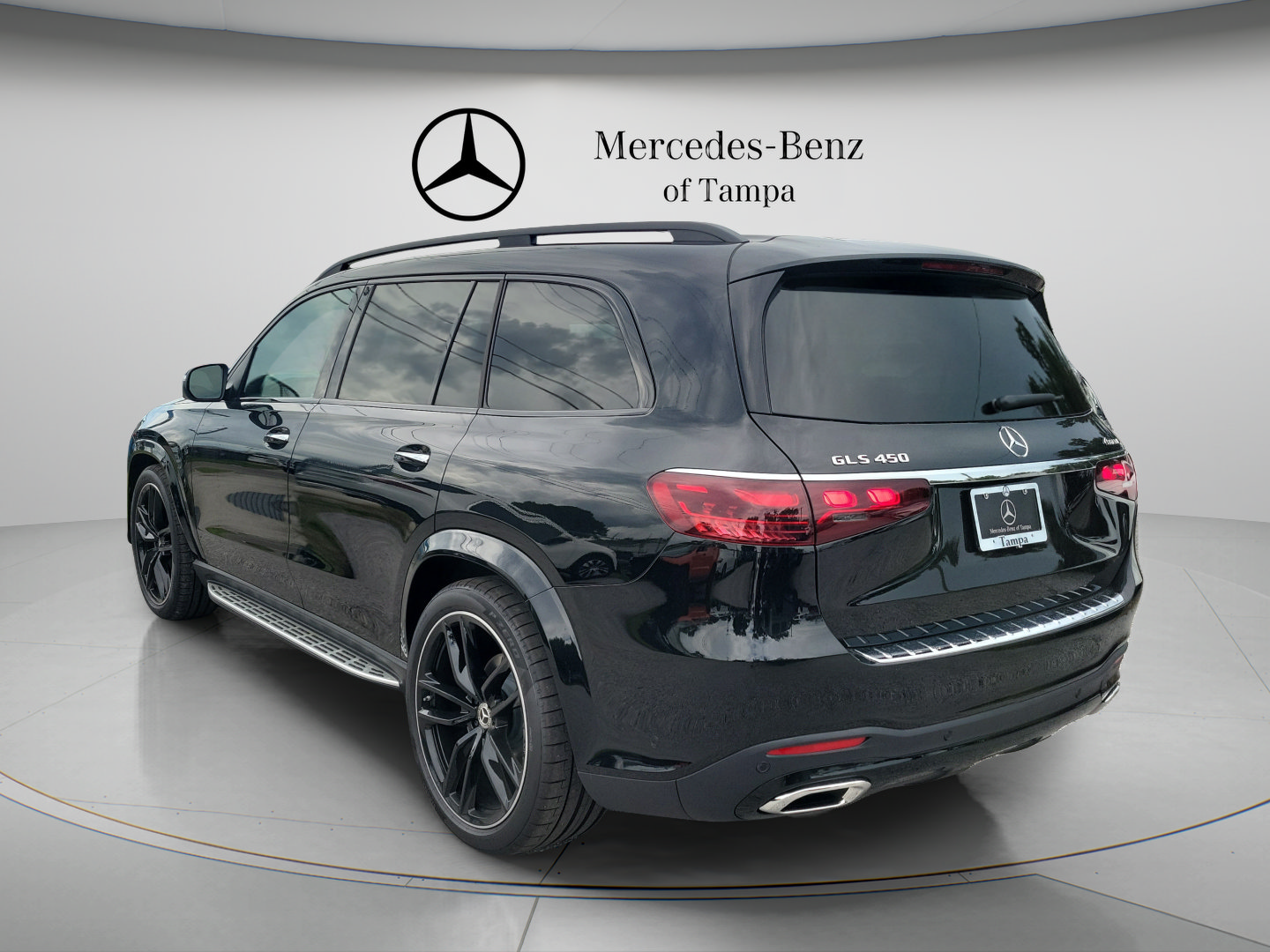 New 2026 Mercedes-Benz GLS 450 4MATIC image 2