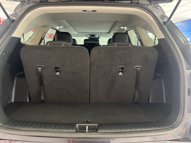 Certified 2025 Kia Sorento S w/ Panoramic Sunroof Package AWD/4WD image 8