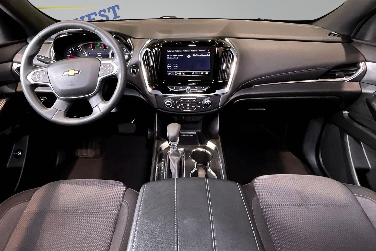Used 2023 Chevrolet Traverse LT w/ Rear Camera Mirror Package AWD/4WD image 8