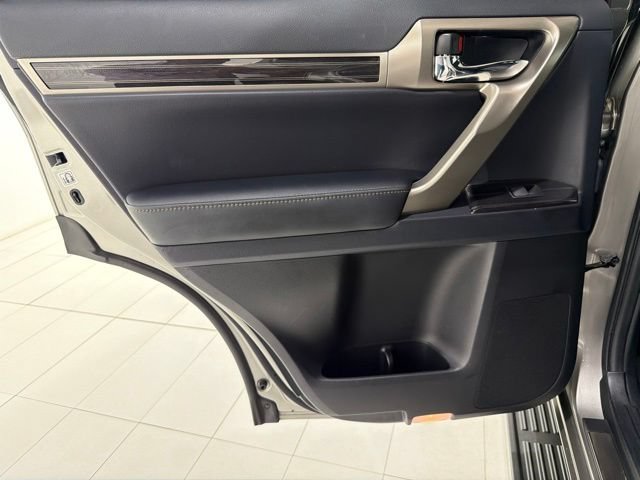 Used 2021 Lexus GX 460 Premium w/ Premium Package AWD/4WD image 15