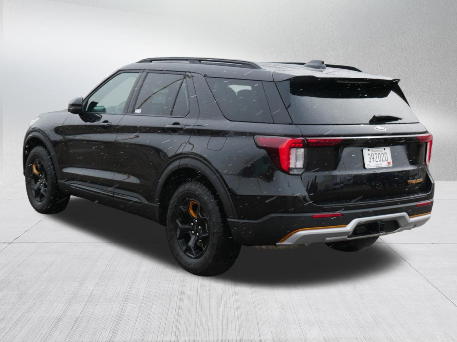 Used 2026 Ford Explorer Tremor w/ Tremor Ultimate Package AWD/4WD image 5
