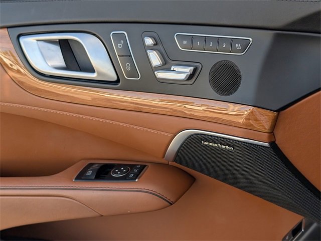 Used 2016 Mercedes-Benz SL 550 image 24