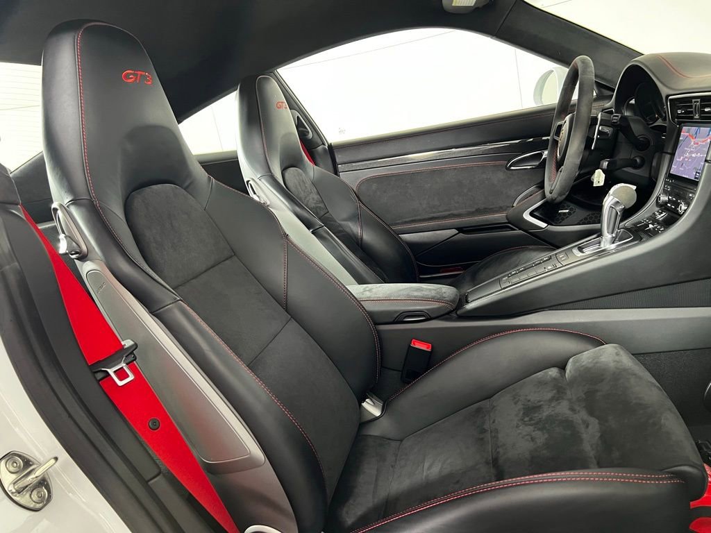 Certified 2018 Porsche 911 GT3 image 20
