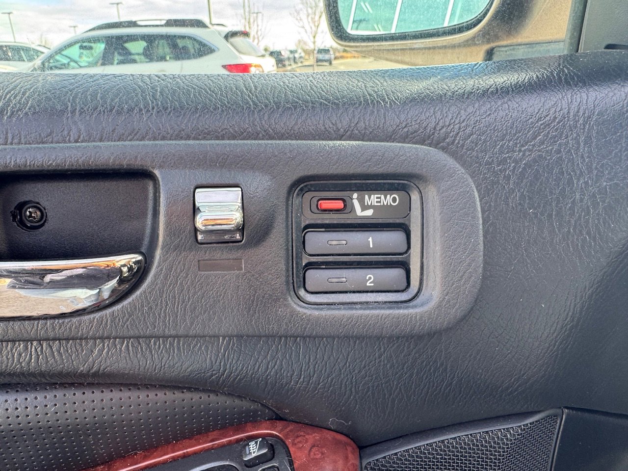 Used 2004 Acura MDX Touring image 11