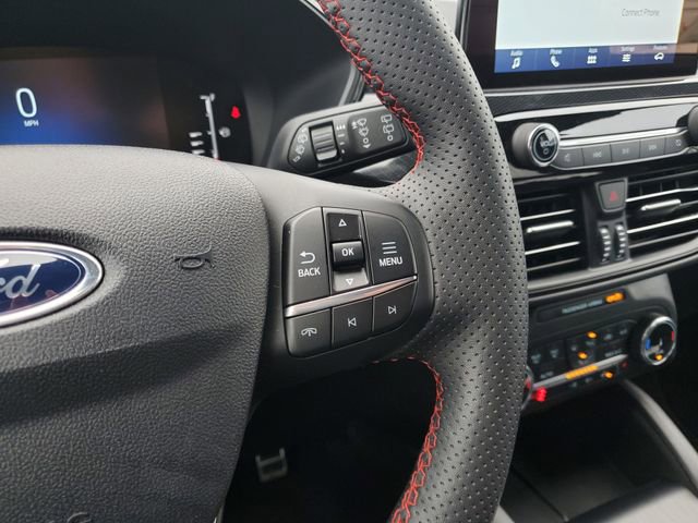 Used 2023 Ford Escape ST-Line image 14