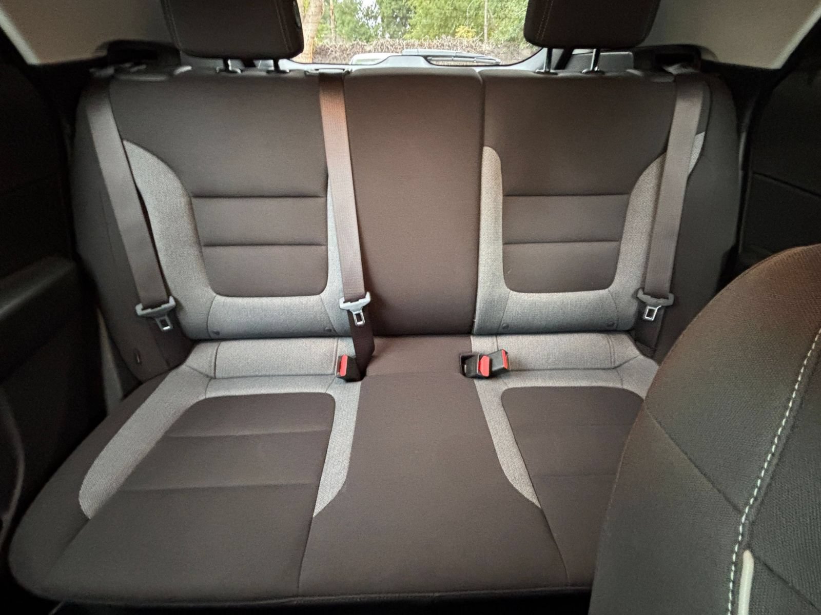 Used 2025 Chevrolet TrailBlazer LT AWD/4WD image 36
